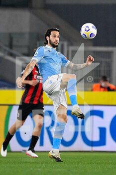 2021-04-26 - Luis Alberto of SS Lazio seen in action during the Italian Football Championship League A 2020/2021 match between SS Lazio vs AC Milan at the Olimpic Stadium in Rome. - SS LAZIO VS AC MILAN - ITALIAN SERIE A - SOCCER