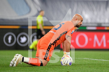 2021-04-26 - Manuel Jose Reina of SS Lazio seen in action during the Italian Football Championship League A 2020/2021 match between SS Lazio vs AC Milan at the Olimpic Stadium in Rome. - SS LAZIO VS AC MILAN - ITALIAN SERIE A - SOCCER
