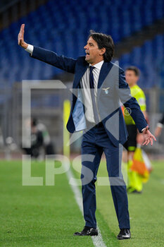 2021-04-26 - Simone Inzaghi coach of SS Lazio seen in action during the Italian Football Championship League A 2020/2021 match between SS Lazio vs AC Milan at the Olimpic Stadium in Rome. - SS LAZIO VS AC MILAN - ITALIAN SERIE A - SOCCER
