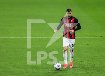 2021-05-01 - Theo Hernandez of AC Milan in action during the Serie A 2020/21 football match between AC Milan vs Benevento Calcio at Giuseppe Meazza Stadium, Milan, Italy on May 01, 2021 - Photo FCI / Fabrizio Carabelli - AC MILAN VS BENEVENTO CALCIO - ITALIAN SERIE A - SOCCER