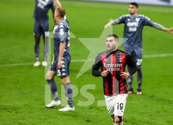 2021-05-01 - Theo Hernandez of AC Milan celebrates after scoring a goal during the Serie A 2020/21 football match between AC Milan vs Benevento Calcio at Giuseppe Meazza Stadium, Milan, Italy on May 01, 2021 - Photo FCI / Fabrizio Carabelli - AC MILAN VS BENEVENTO CALCIO - ITALIAN SERIE A - SOCCER