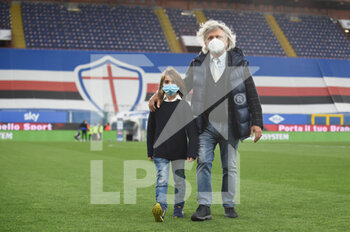 2021-05-02 - the President of Sampdoria, Massimo Ferrero, with his son Rocco - UC SAMPDORIA VS AS ROMA - ITALIAN SERIE A - SOCCER