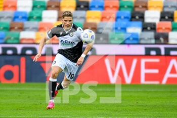 2021-05-02 - Jens Stryger Larsen (Udinese) in action - UDINESE CALCIO VS JUVENTUS FC - ITALIAN SERIE A - SOCCER