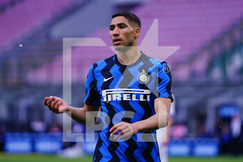 2021-05-08 - Achraf Hakimi (FC Inter) during the Italian championship Serie A football match between FC Internazionale and UC Sampdoria on May 8, 2021 at Giuseppe Meazza stadium in Milan, Italy - Photo Morgese-Rossini / DPPI - INTER - FC INTERNAZIONALE VS UC SAMPDORIA - ITALIAN SERIE A - SOCCER