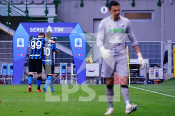2021-05-08 - Andrea Pinamonti (FC Inter) and Lautaro Martinez (FC Inter) celebrate his goal during the Italian championship Serie A football match between FC Internazionale and UC Sampdoria on May 8, 2021 at Giuseppe Meazza stadium in Milan, Italy - Photo Morgese-Rossini / DPPI - INTER - FC INTERNAZIONALE VS UC SAMPDORIA - ITALIAN SERIE A - SOCCER