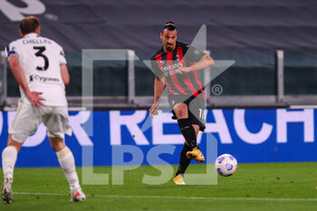 2021-05-09 - Zlatan Ibrahimovic of AC Milan during the Italian championship Serie A football match between Juventus FC and AC Milan on May 9, 2021 at Allianz Stadium in Turin, Italy - Photo Morgese-Rossini / DPPI - JUVENTUS FC VS AC MILAN - ITALIAN SERIE A - SOCCER