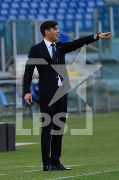 2021-05-09 - Paulo Fonseca coach of AS Roma seen in action during the Italian Football Championship League A 2020/2021 match between AS Roma vs FC Crotone at the Olimpic Stadium in Rome. - AS ROMA VS FC CROTONE - ITALIAN SERIE A - SOCCER