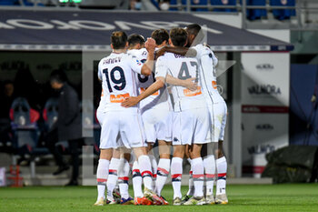 2021-05-12 - Esultanza di Davide Zappacosta (Genoa) per il gol 0-1 - BOLOGNA FC VS GENOA CFC - ITALIAN SERIE A - SOCCER