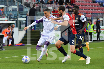 2021-05-12 - Antonio Barreca of Fiorentina - CAGLIARI CALCIO VS ACF FIORENTINA - ITALIAN SERIE A - SOCCER