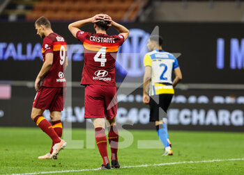 2021-05-12 - Bryan Cristante of AS Roma reacts during the Serie A 2020/21 football match between FC Internazionale and AS Roma at Giuseppe Meazza Stadium, Milan, Italy on May 12, 2021 - Photo FCI / Fabrizio Carabelli - INTER - FC INTERNAZIONALE VS AS ROMA - ITALIAN SERIE A - SOCCER
