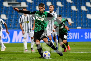 2021-05-12 - Domenico Berardi (US Sassuolo) takes the penalty kick - US SASSUOLO VS JUVENTUS FC - ITALIAN SERIE A - SOCCER