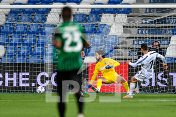 2021-05-12 - Cristiano Ronaldo (Juventus FC) shoot of gol 0-2 - US SASSUOLO VS JUVENTUS FC - ITALIAN SERIE A - SOCCER
