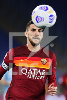 2021-05-15 - Lorenzo Pellegrini of Roma in action during the Italian championship Serie A football match between AS Roma and SS Lazio on May 15, 2021 at Stadio Olimpico in Rome, Italy - Photo Federico Proietti / DPPI - AS ROMA VS SS LAZIO - ITALIAN SERIE A - SOCCER