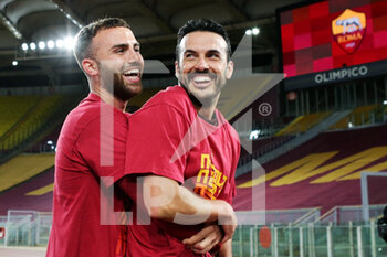 2021-05-15 - Borja Mayoral (L) and Pedro Rodriguez (R) of Roma celebrate at the end of the Italian championship Serie A football match between AS Roma and SS Lazio on May 15, 2021 at Stadio Olimpico in Rome, Italy - Photo Federico Proietti / DPPI - AS ROMA VS SS LAZIO - ITALIAN SERIE A - SOCCER
