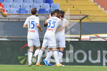 2021-05-15 - I giocatori dell'Atalnta, esultano dopo la rete del 0 a 1 - GENOA VS ATALANTA - ITALIAN SERIE A - SOCCER