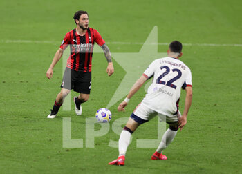 2021-05-16 - Davide Calabria of AC Milan in action during the Serie A 2020/21 football match between AC Milan vs Cagliari Calcio at Giuseppe Meazza Stadium, Milan, Italy on May 16, 2021 - Photo FCI / Fabrizio Carabelli - AC MILAN VS CAGLIARI CALCIO - ITALIAN SERIE A - SOCCER