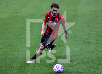 2021-05-16 - Davide Calabria of AC Milan in action during the Serie A 2020/21 football match between AC Milan vs Cagliari Calcio at Giuseppe Meazza Stadium, Milan, Italy on May 16, 2021 - Photo FCI / Fabrizio Carabelli - AC MILAN VS CAGLIARI CALCIO - ITALIAN SERIE A - SOCCER