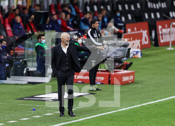 2021-05-16 - Head Coach of AC Milan Stefano Pioli reacts from the bench during the Serie A 2020/21 football match between AC Milan vs Cagliari Calcio at Giuseppe Meazza Stadium, Milan, Italy on May 16, 2021 - Photo FCI / Fabrizio Carabelli - AC MILAN VS CAGLIARI CALCIO - ITALIAN SERIE A - SOCCER
