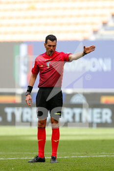 2021-05-23 - The referee assigns a penalty to FC Internazionale - INTER - FC INTERNAZIONALE VS UDINESE CALCIO - ITALIAN SERIE A - SOCCER