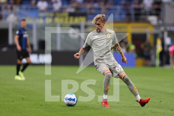 2021-08-21 - Nicolò Rovella of Genoa CFC in action during the Serie A 2021/22 football match between FC Internazionale and Genoa CFC at Giuseppe Meazza Stadium, Milan, Italy on August 21, 2021 - Photo FCI / Fabrizio Carabelli - INTER - FC INTERNAZIONALE VS GENOA CFC - ITALIAN SERIE A - SOCCER