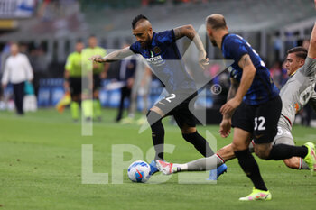 2021-08-21 - Arturo Vidal of FC Internazionale in action during the Serie A 2021/22 football match between FC Internazionale and Genoa CFC at Giuseppe Meazza Stadium, Milan, Italy on August 21, 2021 - Photo FCI / Fabrizio Carabelli - INTER - FC INTERNAZIONALE VS GENOA CFC - ITALIAN SERIE A - SOCCER