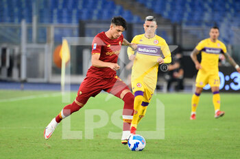 2021-08-22 - Roger Ibanez of AS Roma Jose’ Maria Callejon of ACF Fiorentina seen in action during the  Italian Football Championship League A 2021/2022 match between AS Roma vs ACF Fiorentina at the Olimpic Stadium in Rome. - AS ROMA VS ACF FIORENTINA - ITALIAN SERIE A - SOCCER
