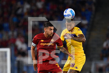 2021-08-22 - Lorenzo Pellegrini of AS Roma Igor of ACF Fiorentina seen in action during the  Italian Football Championship League A 2021/2022 match between AS Roma vs ACF Fiorentina at the Olimpic Stadium in Rome. - AS ROMA VS ACF FIORENTINA - ITALIAN SERIE A - SOCCER