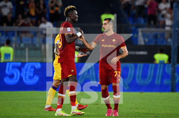 2021-08-22 - Tammy Abraham of AS Roma and Henrikh Mkhitaryan of AS Roma seen in action during the  Italian Football Championship League A 2021/2022 match between AS Roma vs ACF Fiorentina at the Olimpic Stadium in Rome. - AS ROMA VS ACF FIORENTINA - ITALIAN SERIE A - SOCCER