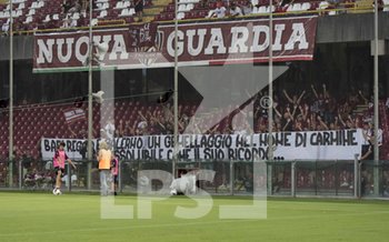 2019-08-01 - Striscione dei tifosi della Salernitana - TRIANGOLARE DEL CENTENARIO - BARI VS REGGINA 0-0 (4-2 DCR) - ITALIAN SERIE B - SOCCER