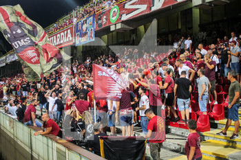 2019-08-01 - Tifosi Salernitana allo stadio Arechi - TRIANGOLARE DEL CENTENARIO - BARI VS REGGINA 0-0 (4-2 DCR) - ITALIAN SERIE B - SOCCER
