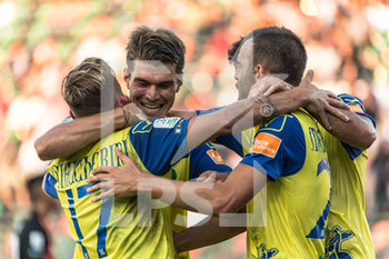2019-09-14 - Emanuele Giaccherini del Chievo Verona festeggia il goal con i compagni di squadra  - VENEZIA VS CHIEVO - ITALIAN SERIE B - SOCCER
