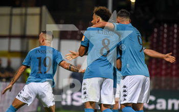 2019-09-16 - L´esultanza dei calciatori del Benevento dopo il goal dello 0-2 di Marco Sau (25) - SALERNITANA VS BENEVENTO 0-2 - ITALIAN SERIE B - SOCCER