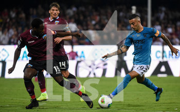 2019-09-16 - Roberto Insigne (19) del Benevento avanza palla al piede - SALERNITANA VS BENEVENTO 0-2 - ITALIAN SERIE B - SOCCER