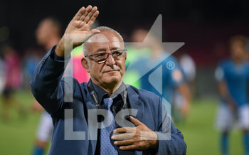 2019-09-16 - Il presidente del Benevento Vigorito ringrazia i tifosi a fine gara - SALERNITANA VS BENEVENTO 0-2 - ITALIAN SERIE B - SOCCER