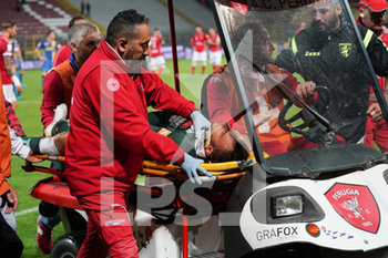 2019-09-24 - francesco bardi (n.22 frosinone calcio)
infortunato viene portato via in ambulanza - PERUGIA VS FROSINONE - ITALIAN SERIE B - SOCCER