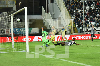 2019-10-06 - Cristian Galano (Pescara) in goal all´88´ - ASCOLI VS PESCARA - ITALIAN SERIE B - SOCCER