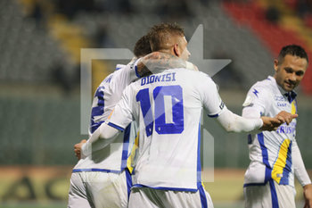 2019-10-27 - Dionisi (Frosinone)festeggia con i suoi compagni il gol appena segnato alla Cremonese. - CREMONESE VS FROSINONE - ITALIAN SERIE B - SOCCER