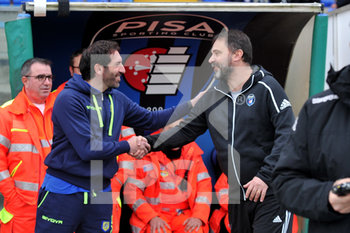 2020-01-25 - L'allenatore della Juve Stabia Fabio Caserta e l'allenatore del Pisa Luca D'Angelo si salutano prima della partita - PISA VS JUVE STABIA - ITALIAN SERIE B - SOCCER