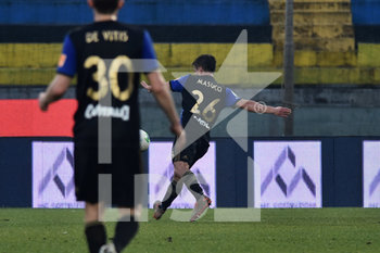 2020-01-25 - Gaetano Masucci (Pi) si appresta a calciare il tiro per l'1-0 in favore del Pisa - PISA VS JUVE STABIA - ITALIAN SERIE B - SOCCER