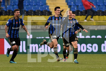 2020-02-09 - L'esultanza di Lisi (Pi) dopo il gol dell'1-1, inseguito da Pinato e da Caracciolo - PISA VS CHIEVO - ITALIAN SERIE B - SOCCER