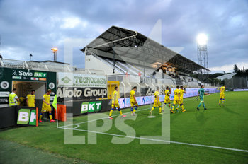 2020-06-29 - L'ingresso dei giocatori del Pisa allo Stadio Picco di Spezia - SPEZIA VS PISA - ITALIAN SERIE B - SOCCER