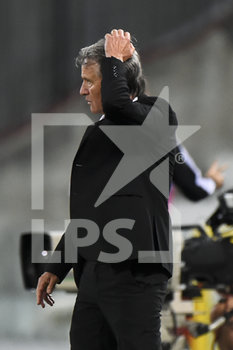 2020-07-17 - Attilio Tesser, allenatore del Pordenone, si dispera per la sconfitta a fine partita - PORDENONE VS COSENZA - ITALIAN SERIE B - SOCCER