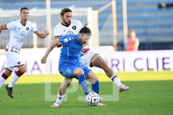 2020-11-07 - Riccardo Fiamozzi of Empoli FC in action against Gianluca Di Chiara of Reggina 1914 - EMPOLI VS REGGINA - ITALIAN SERIE B - SOCCER