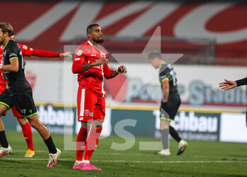2020-11-28 - Kevin-Prince Boateg of AC Monza during the Serie B 2020/21 match between AC Monza vs Reggina 1914 at the U-Power Stadium, Monza, Italy on November 28, 2020 - Photo FCI/Fabrizio Carabelli - MONZA VS REGGINA - ITALIAN SERIE B - SOCCER