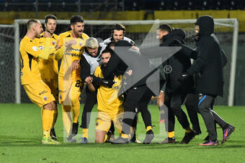 2020-12-08 - Riad Bajic (Ascoli) celebrates with his teammates after scoring goal of 1-0 - PISA VS ASCOLI - ITALIAN SERIE B - SOCCER