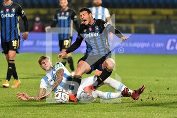2020-12-15 - Fabio Maistro (Pescara) makes foul on Luca Mazzitelli (Pisa) - PISA VS PESCARA - ITALIAN SERIE B - SOCCER