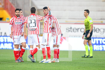 2020-12-19 - Happiness of Emanuele Padella (Vicenza) for scoring the second goal of victory - VICENZA VS ASCOLI - ITALIAN SERIE B - SOCCER