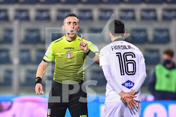 2021-02-26 - L'arbitro Gianluca Aureliano di Bologna e Luca Fiordilino (Venezia) - EMPOLI VS VENEZIA - ITALIAN SERIE B - SOCCER