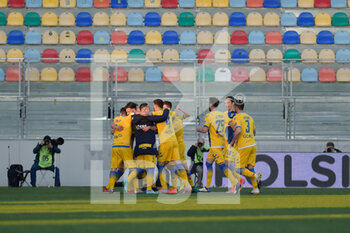 2021-03-02 - Frosinone Calcio Team celebrates the goal - FROSINONE CALCIO VS AC MONZA - ITALIAN SERIE B - SOCCER