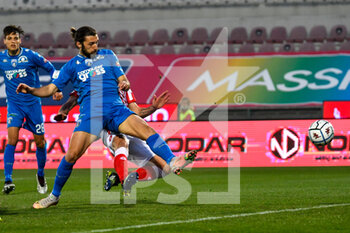 2021-03-13 - Leonardo Mancuso (Empoli FC) shoot of goal - RL VICENZA VS EMPOLI FC - ITALIAN SERIE B - SOCCER